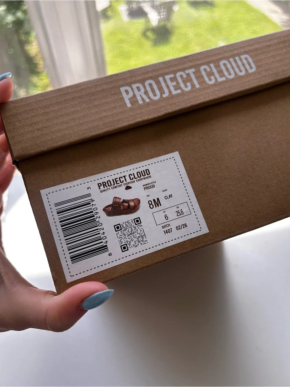 BRAND NEW IN BOX PROJECT CLOUD SIZE 8 brown Eco-Leather Platform Sandals
